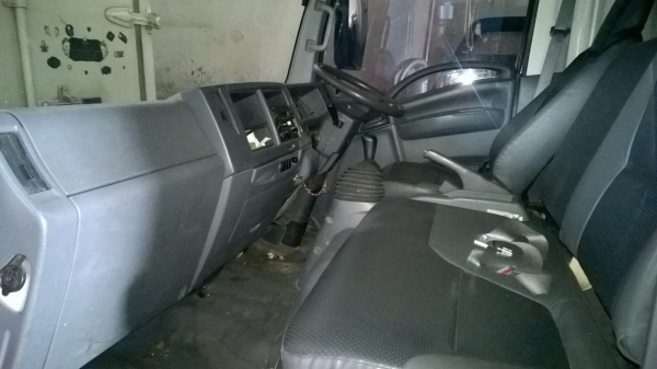 รถ6ล้อไปรษณีย์..150 แรง NPR75K9T รถสวย...ปี*53 ไมล์3แสนกว่า ห้างแท้เดิมๆ