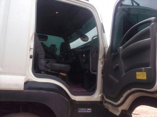 รถอีซูซุ 10 ล้อดั้ม FVZ 300 แรงม้า. ปี 52 ( รถวิ่ง 2xx,xxx กม. ) สนใจติดตื่อ 081 - 6079515 รถอีซูซุ 10 ล้อดั้ม FVZ 300 แรงม้า. ปี 52 ( รถวิ่ง 2xx,xxx กม. ) สนใจติดตื่อ 081 - 6079515