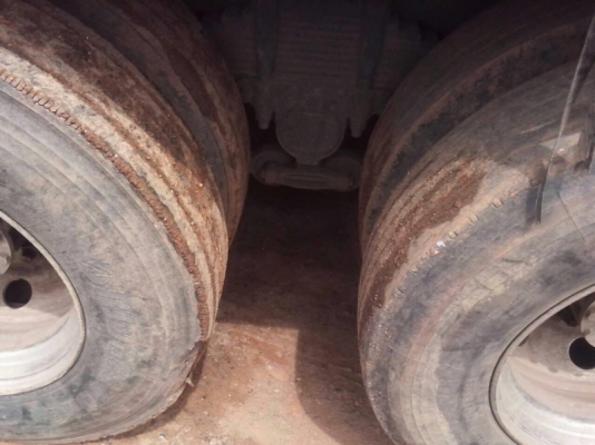 รถอีซูซุ 10 ล้อดั้ม FVZ 300 แรงม้า. ปี 52 ( รถวิ่ง 2xx,xxx กม. ) สนใจติดตื่อ 081 - 6079515 รถอีซูซุ 10 ล้อดั้ม FVZ 300 แรงม้า. ปี 52 ( รถวิ่ง 2xx,xxx กม. ) สนใจติดตื่อ 081 - 6079515