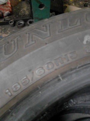 185/60R15 DUNLOP SP SPORT 2030  ชุด 4 เส้น TEL.081-427-3941