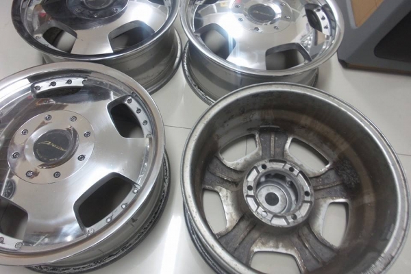 Precious  17x7 ET25 6รู139.7 4วง11500บาท ไม่ใช่หน้ากระจกแต่เงามากๆ ไม่มีรอยเบียด ไม่คด ไม่เคยซ่อม 081-7570077 &mdash;