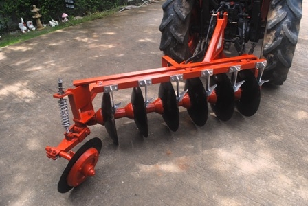 ขายรถไถ Kubota L 3408 (4WD) พร้อมดันหน้าคานบนและผานหลัง สีเดิม