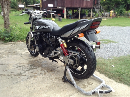 ธารนนทบุรี//ขาย yamaha xjr400 ปี94 ราคา 55,000 บาท อินวอยท์แท้+พ.ร.บ