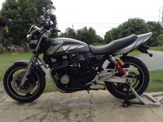 ธารนนทบุรี//ขาย yamaha xjr400 ปี94 ราคา 55,000 บาท อินวอยท์แท้+พ.ร.บ