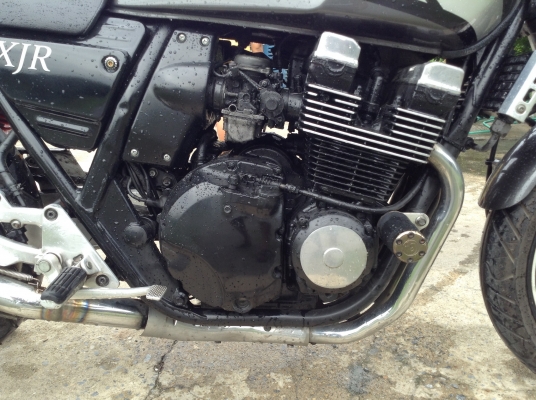 ธารนนทบุรี//ขาย yamaha xjr400 ปี94 ราคา 55,000 บาท อินวอยท์แท้+พ.ร.บ