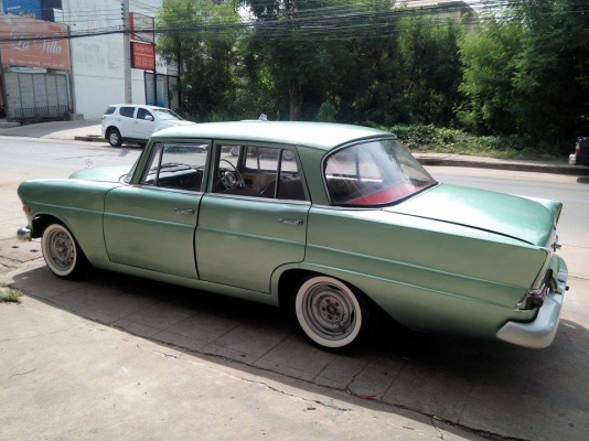 Benz 190D หางปลา สภาพพร้อมใช้ ขับได้ยาวๆ รายละเอียดด้านใน 140,000