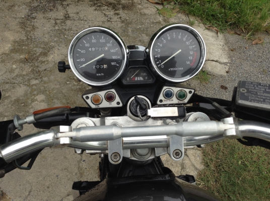 ธารนนทบุรี//ขาย yamaha xjr400 ปี94 ราคา 55,000 บาท อินวอยท์แท้+พ.ร.บ