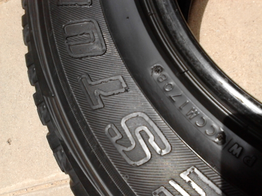 235/70R15 BRIDGESTONE DUELER A/T  ชุด 4 เส้น  โทร.081-427-3941