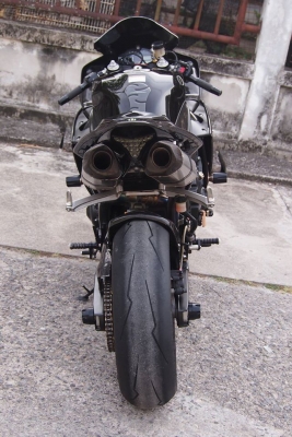 R1ปี2009 ทะเบียนแท้ตอง8 สเปคเมกาครับ กุญแจ3ดอก แคปล่าทั้งคัน พร้อมของแต่งอีกจุใจ