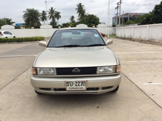 ขายรถนิสสัน เซ็นทร้า B13 ปี 93 เครื่อง 1.6 เกียร์ธรรมาดา พวงมาลัยเพาเวอร์ กระจกไฟฟ้า ปรับข้างไฟฟ้า เซ็นทรัลล็อค ภายในเบาะเดิมๆ วิทยุCD ตัวถังเดิมๆ สีเต็มเงา เครื่องดี เกียร์ดี รถขับได้เลยครับ รถบ้าน ทะเบียนเดิม ภาษี ปี 57 ขายถูกครับ