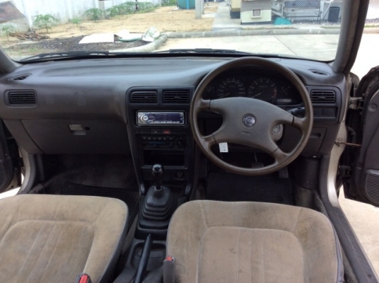 ขายรถนิสสัน เซ็นทร้า B13 ปี 93 เครื่อง 1.6 เกียร์ธรรมาดา พวงมาลัยเพาเวอร์ กระจกไฟฟ้า ปรับข้างไฟฟ้า เซ็นทรัลล็อค ภายในเบาะเดิมๆ วิทยุCD ตัวถังเดิมๆ สีเต็มเงา เครื่องดี เกียร์ดี รถขับได้เลยครับ รถบ้าน ทะเบียนเดิม ภาษี ปี 57 ขายถูกครับ