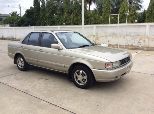 ขายรถนิสสัน เซ็นทร้า B13 ปี 93 เครื่อง 1.6 เกียร์ธรรมาดา พวงมาลัยเพาเวอร์ กระจกไฟฟ้า ปรับข้างไฟฟ้า เซ็นทรัลล็อค ภายในเบาะเดิมๆ วิทยุCD ตัวถังเดิมๆ สีเต็มเงา เครื่องดี เกียร์ดี รถขับได้เลยครับ รถบ้าน ทะเบียนเดิม ภาษี ปี 57 ขายถูกครับ