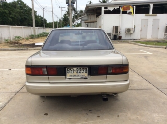 ขายรถนิสสัน เซ็นทร้า B13 ปี 93 เครื่อง 1.6 เกียร์ธรรมาดา พวงมาลัยเพาเวอร์ กระจกไฟฟ้า ปรับข้างไฟฟ้า เซ็นทรัลล็อค ภายในเบาะเดิมๆ วิทยุCD ตัวถังเดิมๆ สีเต็มเงา เครื่องดี เกียร์ดี รถขับได้เลยครับ รถบ้าน ทะเบียนเดิม ภาษี ปี 57 ขายถูกครับ