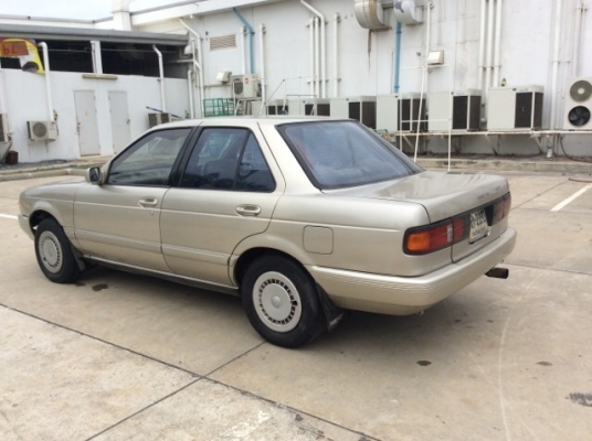 ขายรถนิสสัน เซ็นทร้า B13 ปี 93 เครื่อง 1.6 เกียร์ธรรมาดา พวงมาลัยเพาเวอร์ กระจกไฟฟ้า ปรับข้างไฟฟ้า เซ็นทรัลล็อค ภายในเบาะเดิมๆ วิทยุCD ตัวถังเดิมๆ สีเต็มเงา เครื่องดี เกียร์ดี รถขับได้เลยครับ รถบ้าน ทะเบียนเดิม ภาษี ปี 57 ขายถูกครับ