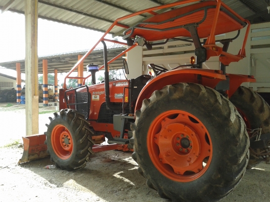 ขายด่วน รถไถ คูโบต้า รุ่น M105s สนใจติต่อ 081-7976510