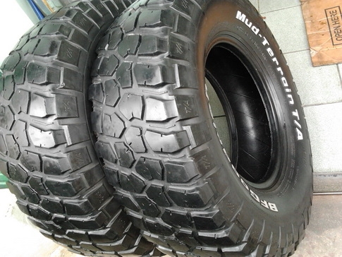 BF Mud ขนาด 285/75/16 Km2 ปี11 มี 2เส้น สภาพดี