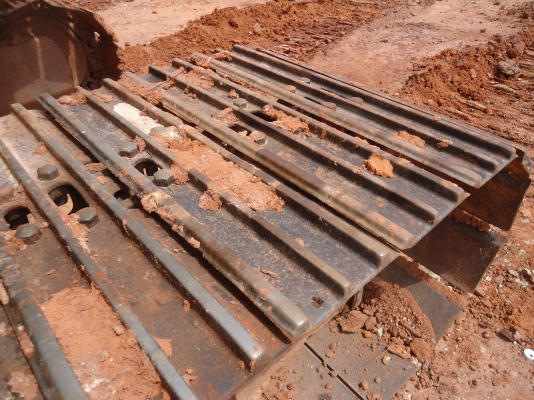 ขายรถแบคโฮCATE200Bเอวดีโซ้75/บูมอามดีสภาพดี