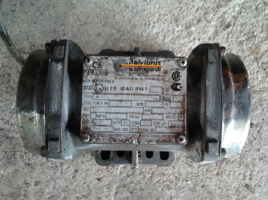 ขายมอเตอร์เขย่า-สั่น ยี่ห้อ Italvibras 0.12 KW