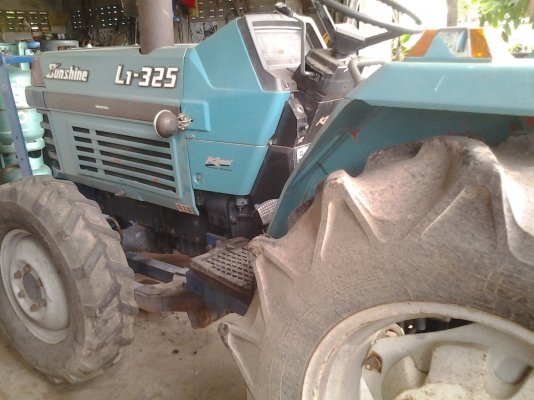 ขายรถไถ32แรงซันชายคูโบต้าสภาพสวยเครื่องดีโฟวินมีดันหน้า