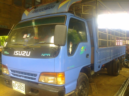 หกล้อ อีซูซุ NPR130แรง ทะเบียนพร้อมโอน