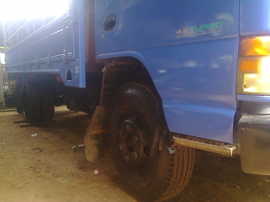 หกล้อ อีซูซุ NPR130แรง ทะเบียนพร้อมโอน