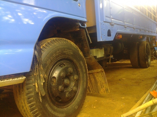 หกล้อ อีซูซุ NPR130แรง ทะเบียนพร้อมโอน