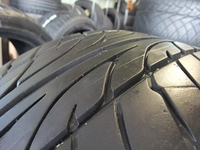 ยาง Dunlop 245/40/18 ปี 11