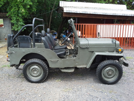 JEEP MITSUBISHI MODEL J56 ผลิตปี 1974 JEEP MITSUBISHI MODEL J56 ผลิตปี 1974