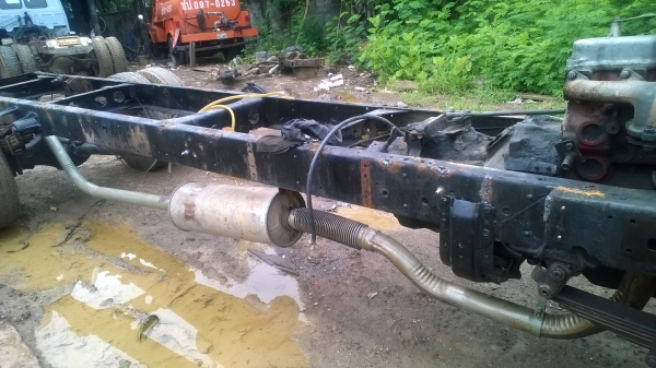 ขายแชสซีสhino KM350 ทำอีแตน ไม่รวมเครื่องนะครับ