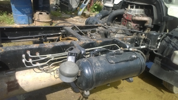 ขายแชสซีสhino KM350 ทำอีแตน ไม่รวมเครื่องนะครับ