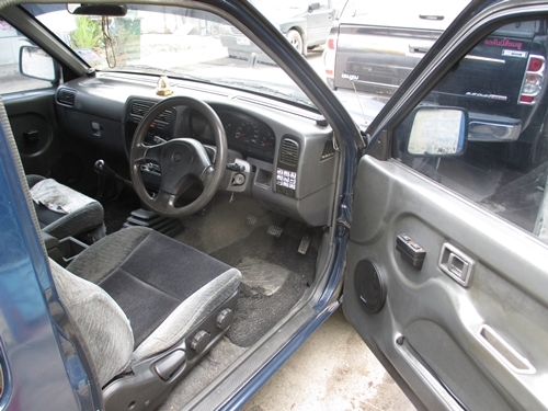 big m 2.7 ฝาแดง ปี97 รถบ้านเครื่่องดีไม่มีเยิ้มช่วงล่างดีเลี้ยวไม่ดังราคาจบได้จบ