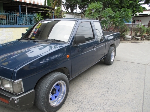 big m 2.7 ฝาแดง ปี97 รถบ้านเครื่่องดีไม่มีเยิ้มช่วงล่างดีเลี้ยวไม่ดังราคาจบได้จบ