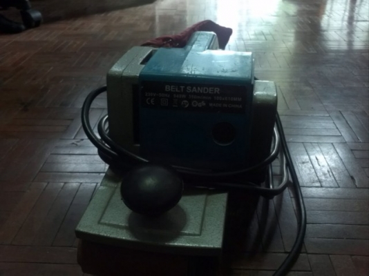 เครื่องขัดกระดาษทราย. มือสอง belt sander 940 w หลุดจำนำ เครื่องขัดกระดาษทราย. มือสอง belt sander 940 w หลุดจำนำ