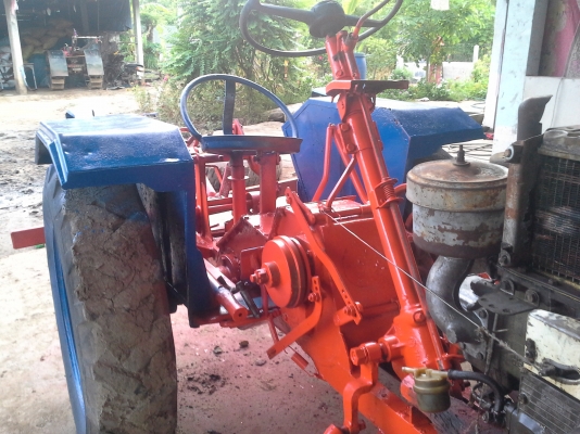 ★★★ขาย ตัวรถนั่งขับตอนเดียว พร้อมเครื่อง มิตซู18แรง พร้อมใช้งาน 30500