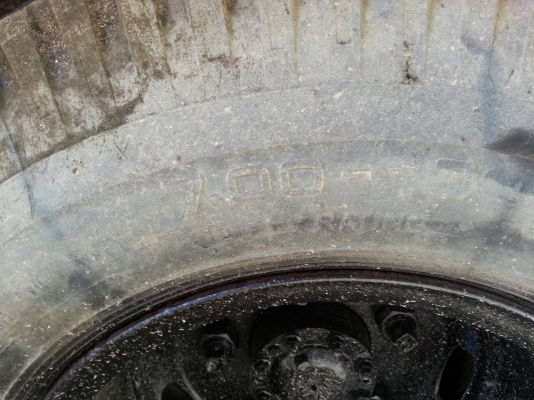 รถบรรทุก6ล้อดั้ม ยี่ห้อ TOYOTA รุ่น DYNA300