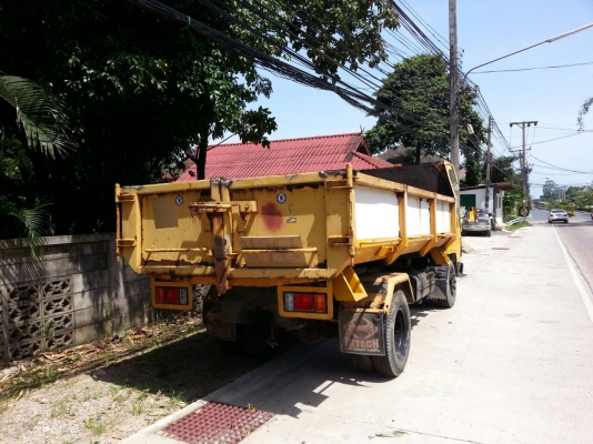 รถบรรทุก6ล้อดั้ม ยี่ห้อ TOYOTA รุ่น DYNA300