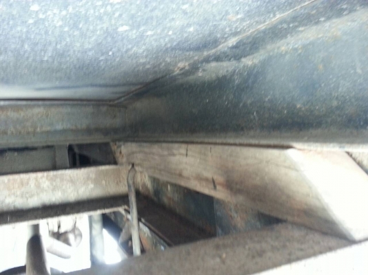 รถบรรทุก6ล้อดั้ม ยี่ห้อ TOYOTA รุ่น DYNA300