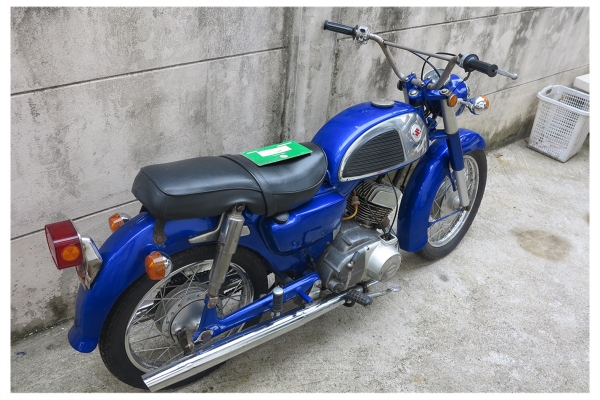 Suzuki K125 สีใหม่ๆ มีทะเบียน ราคาเบาๆ Suzuki K125 สีใหม่ๆ มีทะเบียน ราคาเบาๆ