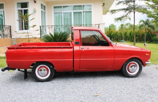 ขายMazda 1000 แดงคลาสสิค ภาษี 58 พร้อมโอน ขายMazda 1000 แดงคลาสสิค ภาษี 58 พร้อมโอน