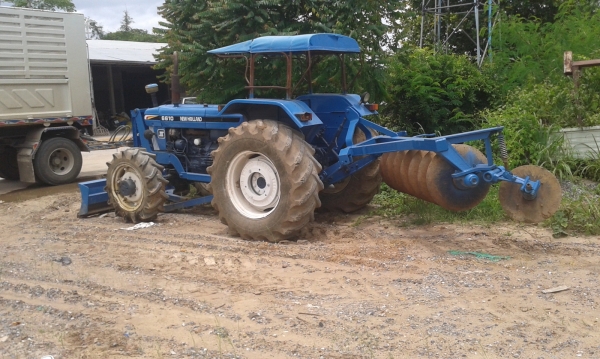 ขายรถไถ6610 เสื้อลาย สองเพลาพร้อมอุปกรณ์2ชิ้น ขายรถไถ6610 เสื้อลาย สองเพลาพร้อมอุปกรณ์2ชิ้น