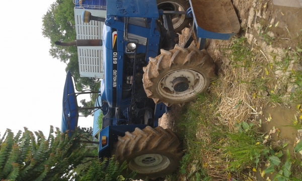 ขายรถไถ6610 เสื้อลาย สองเพลาพร้อมอุปกรณ์2ชิ้น ขายรถไถ6610 เสื้อลาย สองเพลาพร้อมอุปกรณ์2ชิ้น