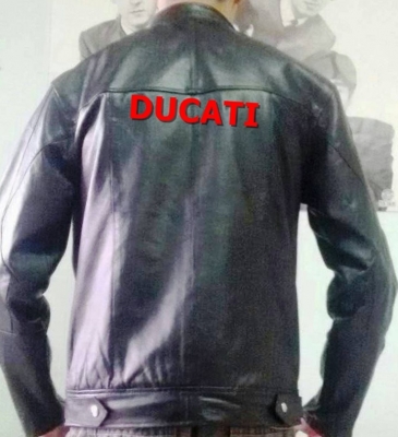 !!ขายเสื้อหนังคอจีนแขนซิบมีสีดำ/น้ำตาล ชายหญิงของใหมครับ