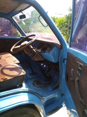 ISUZU ElF 100 แรง