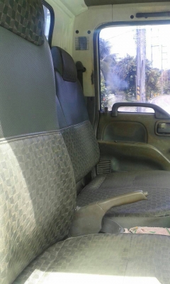 รถ6ล้อ กระบะคาโก้ ยี่ห้อ ISUZU NKR ปี49