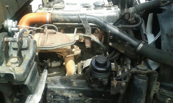 รถ6ล้อ กระบะคาโก้ ยี่ห้อ ISUZU NKR ปี49