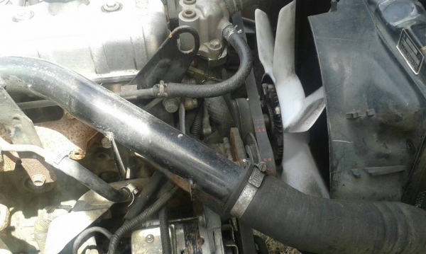 รถ6ล้อ กระบะคาโก้ ยี่ห้อ ISUZU NKR ปี49