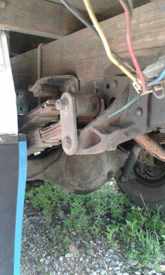 รถ6ล้อ กระบะคาโก้ ยี่ห้อ ISUZU NKR ปี49