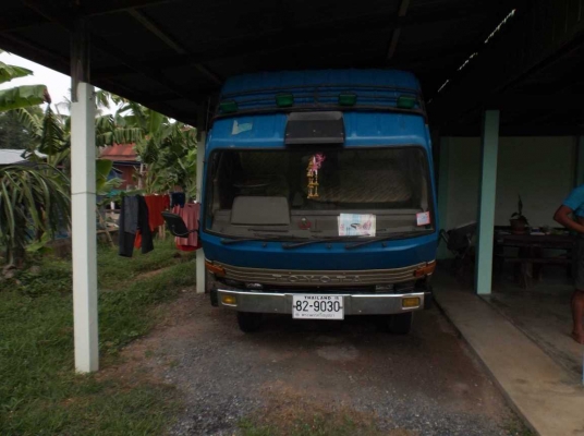 ขายรถบรรทุก 6 ล้อ Toyota 100 แรงรุ่น BU85