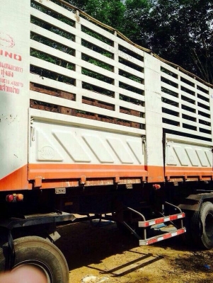 ขายหางพ่วง สามมิต  2 เพลา. ปี 55  สนใจติดต่อ 081 - 6079515