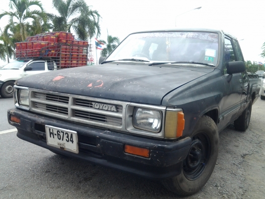 1989 TOYOTA, HILUX LN 51 2.5 โฉม X-TRA CAB